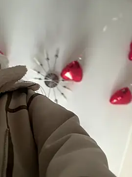 Snapshot of NikaMur chatting on March 1, 2025, 5:31 am NikaMur online show from March 1, 2025, 5:31 am