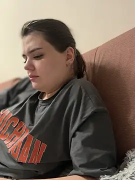 Snapshot of NikaMur chatting on March 5, 2025, 12:55 pm NikaMur online show from March 5, 2025, 12:55 pm