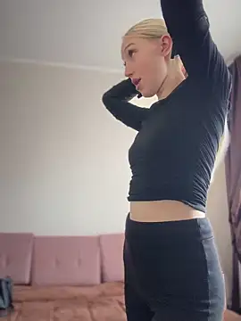 Snapshot of NikaMur chatting on October 22, 2025, 2:56 am NikaMur online show from October 22, 2025, 2:56 am