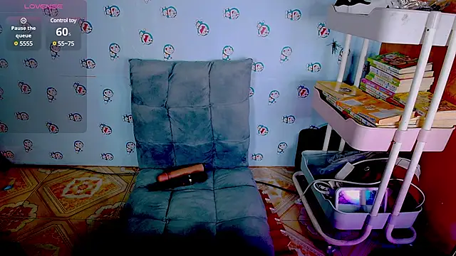   Saphia   online show from March 7, 2025, 2:56 pm