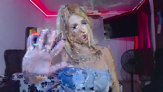 Snapshot of aliceesmith chatting on January 11, 2025, 6:44 pm aliceesmith online show from January 11, 2025, 6:44 pm