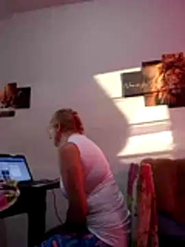 MILEIDE980 online show from February 26, 2026, 9:25 pm