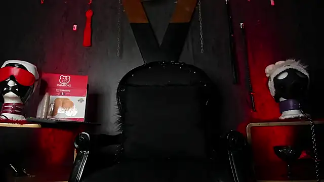 Snapshot of CharlotteScotte chatting on December 21, 2024, 3:31 pm CharlotteScotte online show from December 21, 2024, 3:31 pm