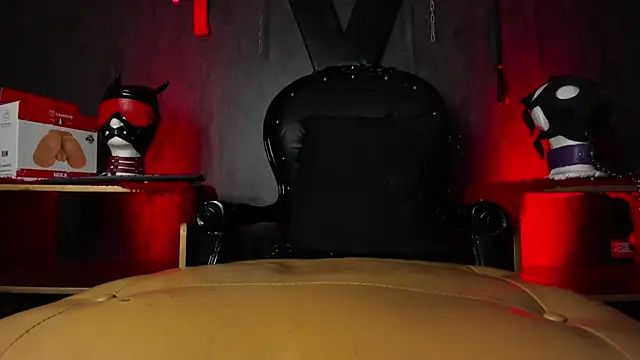 Snapshot of CharlotteScotte chatting on January 10, 2025, 2:55 pm CharlotteScotte online show from January 10, 2025, 2:55 pm