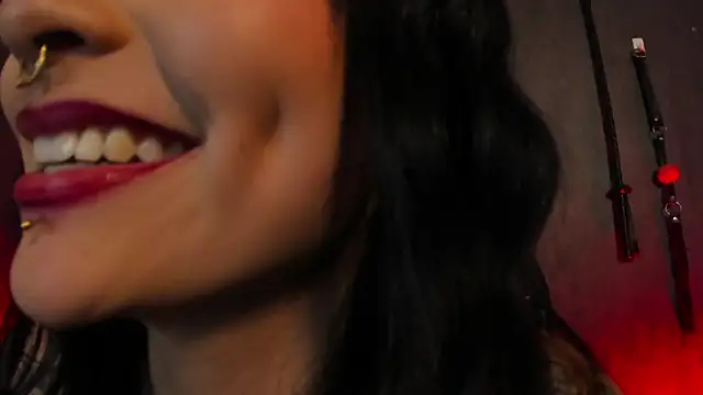 Snapshot of CharlotteScotte chatting on March 12, 2025, 5:07 pm CharlotteScotte online show from March 12, 2025, 5:07 pm