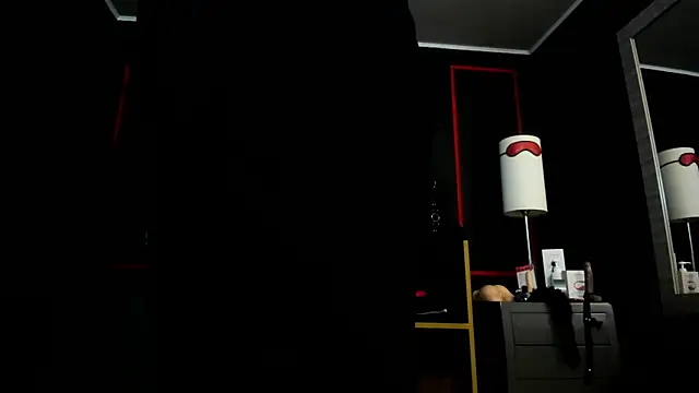 Snapshot of CharlotteScotte chatting on November 26, 2025, 11:55 am CharlotteScotte online show from November 26, 2025, 11:55 am