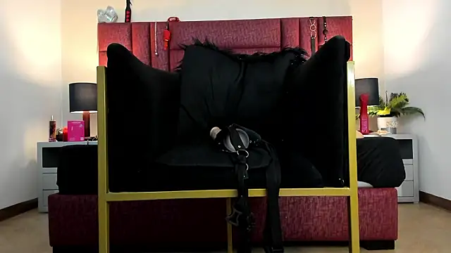 CharlotteScotte online show from March 9, 2026, 3:38 pm