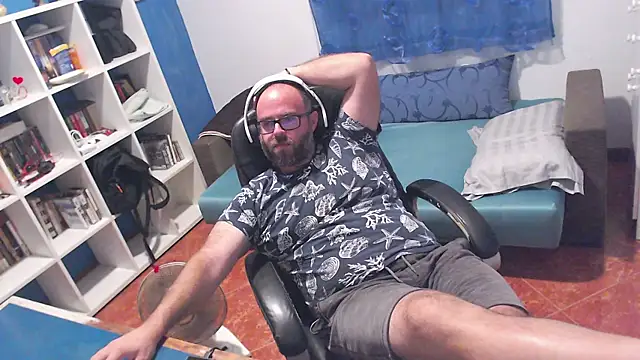 Snapshot of ravingr4d4 chatting on July 16, 2026, 10:05 pm ravingr4d4 online show from July 16, 2026, 10:05 pm