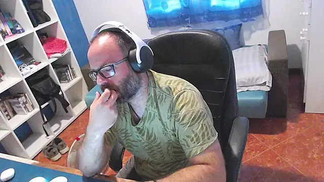 Snapshot of ravingr4d4 chatting on July 24, 2026, 8:12 am ravingr4d4 online show from July 24, 2026, 8:12 am