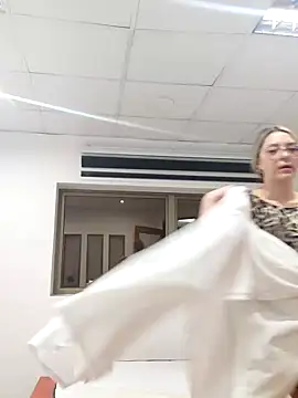 Snapshot of Daniela77771 chatting on February 5, 2025, 2:16 pm Daniela77771 online show from February 5, 2025, 2:16 pm