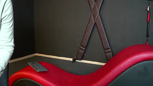 CelineConner online show from February 10, 2025, 5:14 am