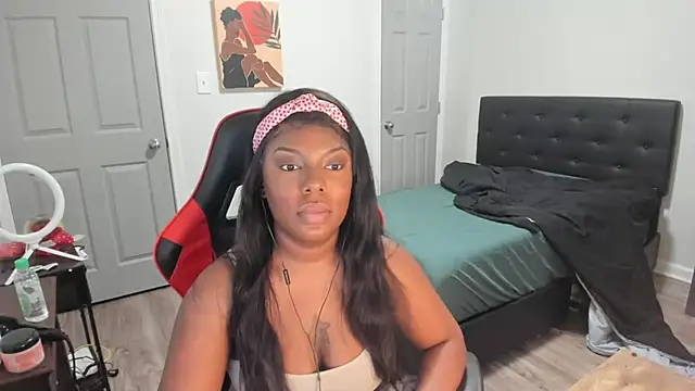 demi xoxo online show from February 1, 2025, 5:07 am