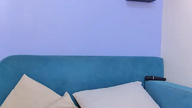 moon cake online show from November 18, 2025, 7:02 am