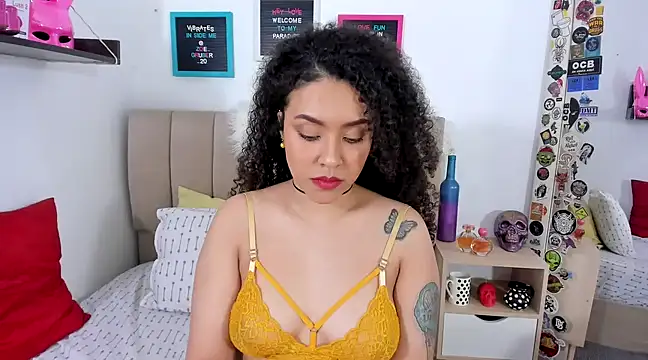 Snapshot of Zoe_Gruber chatting on January 25, 2025, 2:58 am Zoe Gruber online show from January 25, 2025, 2:58 am