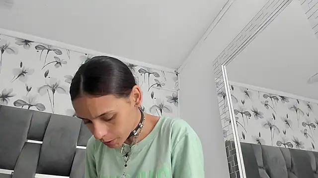 Snapshot of Ehotloveaxxx chatting on November 28, 2025, 12:41 pm Ehotloveaxxx online show from November 28, 2025, 12:41 pm