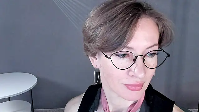 Dorothy Meyer online show from May 13, 2026, 5:38 am