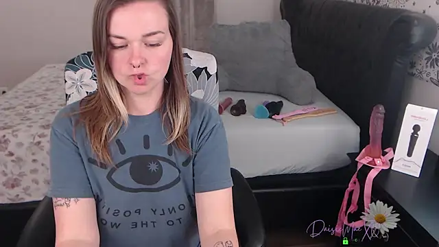 DaisieMaeXO online show from April 28, 2026, 12:20 am