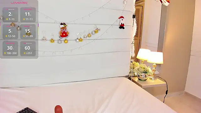 Lilly 2809  online show from December 3, 2025, 4:31 am