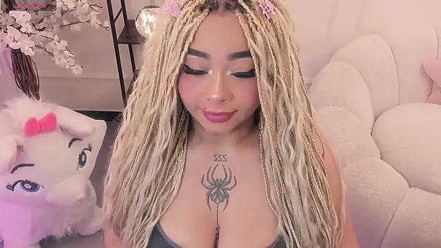 conny  curly online show from July 30, 2026, 1:32 pm