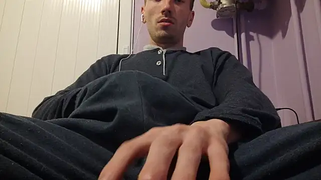  Hocthus  online show from January 14, 2025, 4:29 pm