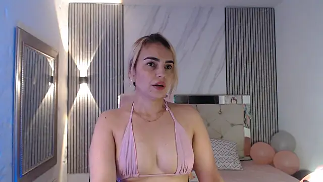 ashley  tylor online show from May 18, 2026, 1:24 am