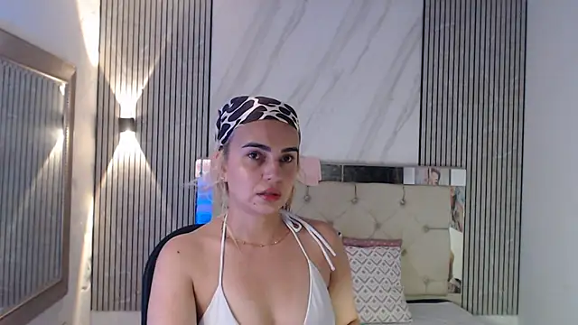 ashley  tylor online show from June 24, 2026, 7:24 pm