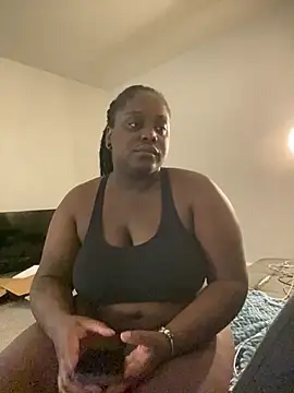 fantasygyal online show from June 24, 2026, 3:16 am
