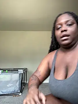 fantasygyal online show from July 16, 2026, 5:52 pm