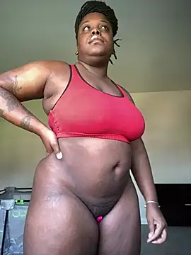 fantasygyal online show from July 22, 2026, 2:20 pm