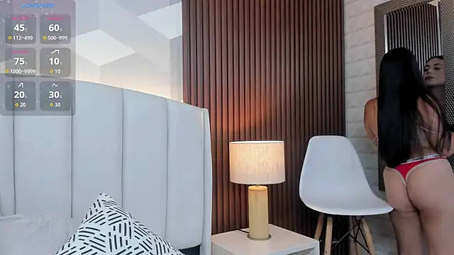 Julietasantos   online show from February 16, 2026, 7:43 pm