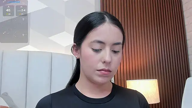 Snapshot of Julietasantos__ chatting on June 3, 2026, 6:35 pm Julietasantos online show from June 3, 2026, 6:35 pm