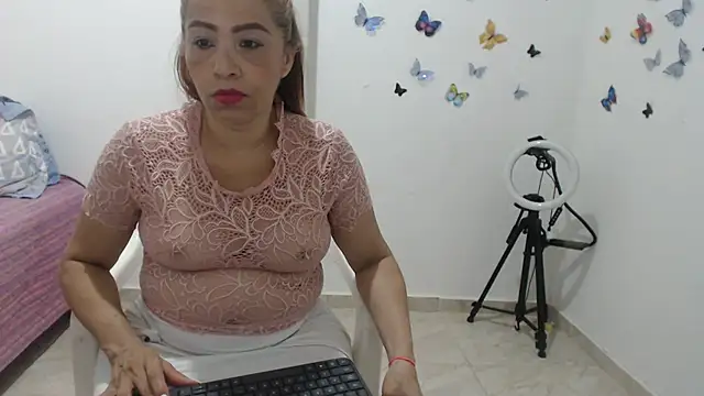 madonna101 online show from October 14, 2025, 7:03 pm