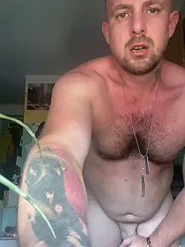 Snapshot of Fuckbuddy36 chatting on July 3, 2026, 5:08 pm Fuckbuddy36 online show from July 3, 2026, 5:08 pm