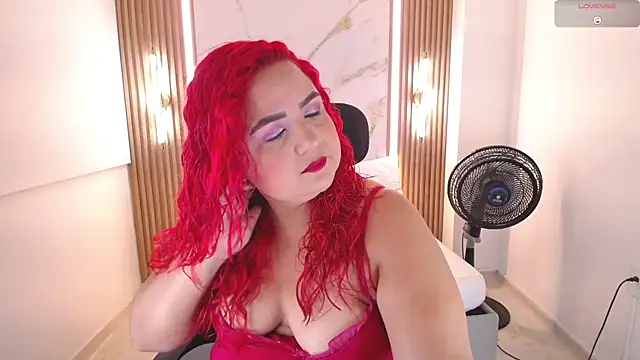Snapshot of Mariana_Rojas chatting on May 20, 2026, 5:24 am Mariana Rojas online show from May 20, 2026, 5:24 am
