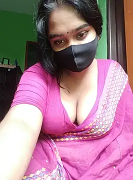 Snapshot of Kotha_-Moni chatting on December 10, 2024, 4:13 am Kotha -Moni online show from December 10, 2024, 4:13 am