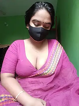 Snapshot of Kotha_-Moni chatting on December 19, 2024, 1:28 am Kotha -Moni online show from December 19, 2024, 1:28 am