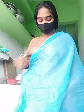 Snapshot of Kotha_-Moni chatting on December 24, 2024, 7:49 am Kotha -Moni online show from December 24, 2024, 7:49 am