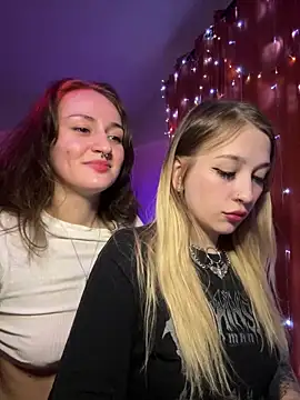 Dooubletroublee online show from January 28, 2025, 3:47 am