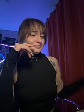 Dooubletroublee online show from October 26, 2025, 7:42 pm