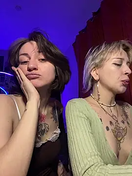 Dooubletroublee online show from March 8, 2026, 2:48 am