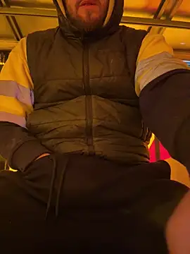 Snapshot of cussy007 chatting on January 22, 2025, 1:32 pm cussy007 online show from January 22, 2025, 1:32 pm