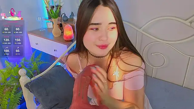 KateBleare online show from October 24, 2025, 2:57 pm