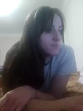 Snapshot of emeli_moon chatting on December 22, 2024, 6:37 pm emeli moon online show from December 22, 2024, 6:37 pm