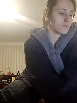 Snapshot of emeli_moon chatting on January 2, 2025, 6:56 pm emeli moon online show from January 2, 2025, 6:56 pm