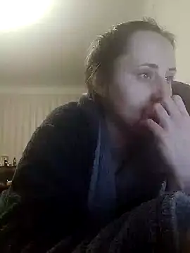 Snapshot of emeli_moon chatting on January 8, 2025, 8:07 pm emeli moon online show from January 8, 2025, 8:07 pm