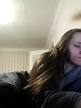 Snapshot of emeli_moon chatting on February 28, 2025, 10:06 pm emeli moon online show from February 28, 2025, 10:06 pm