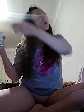 Snapshot of emeli_moon chatting on October 1, 2025, 7:53 pm emeli moon online show from October 1, 2025, 7:53 pm