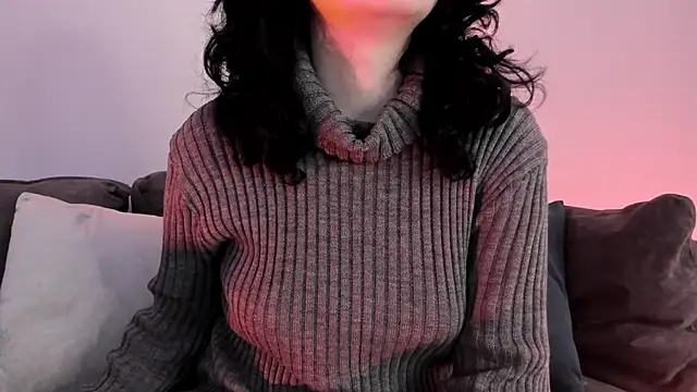 Snapshot of Adeelinee chatting on March 7, 2025, 8:00 pm Adeelinee online show from March 7, 2025, 8:00 pm