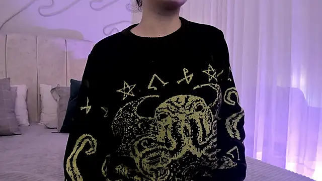 Snapshot of Adeelinee chatting on March 11, 2025, 7:58 pm Adeelinee online show from March 11, 2025, 7:58 pm