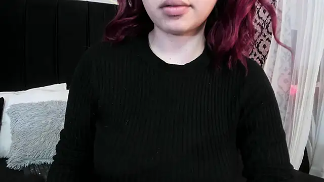 Snapshot of Adeelinee chatting on September 24, 2025, 8:01 pm Adeelinee online show from September 24, 2025, 8:01 pm